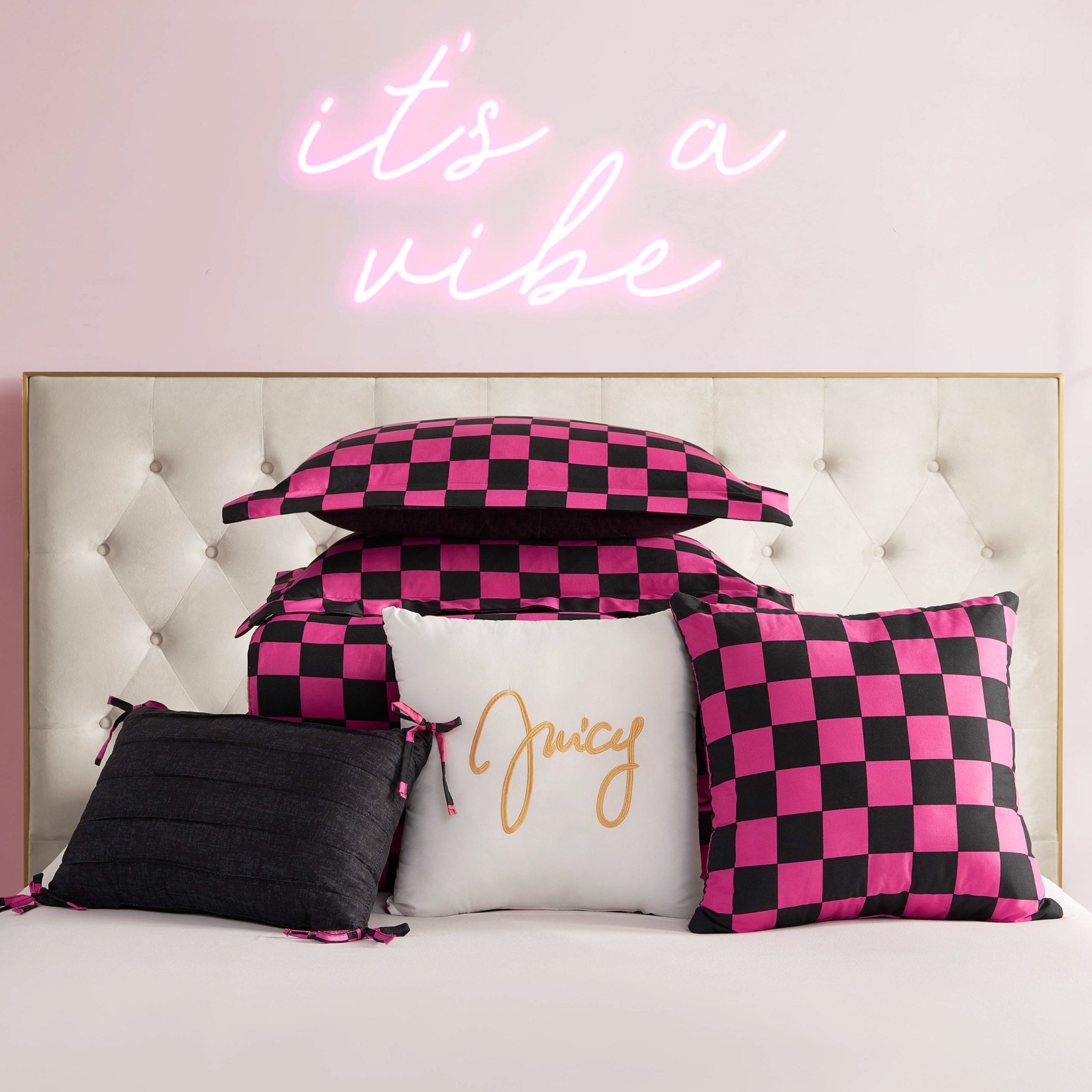 Checkerboard Reversible Comforter Set - Image 5
