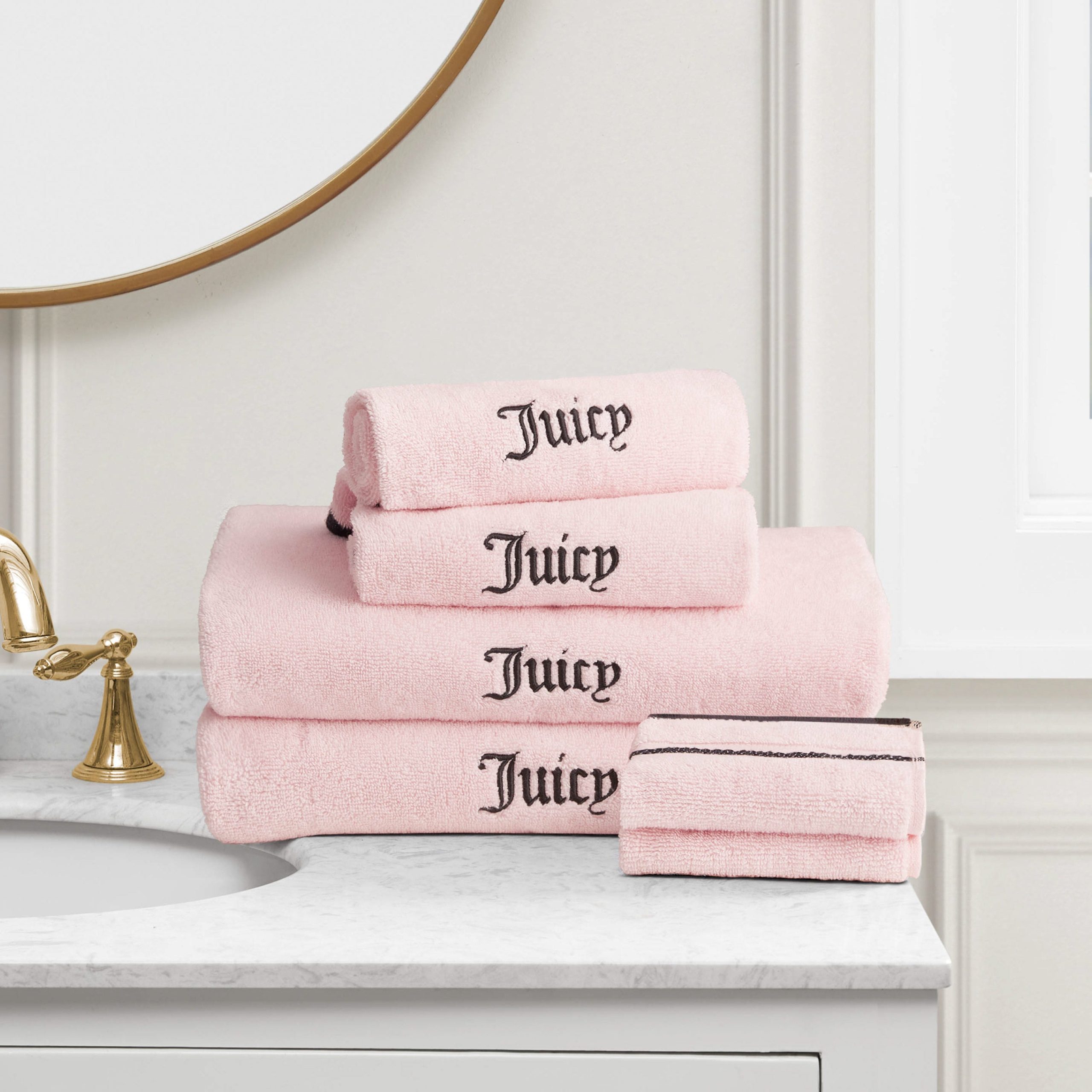 Neon Border Bath Towel Set