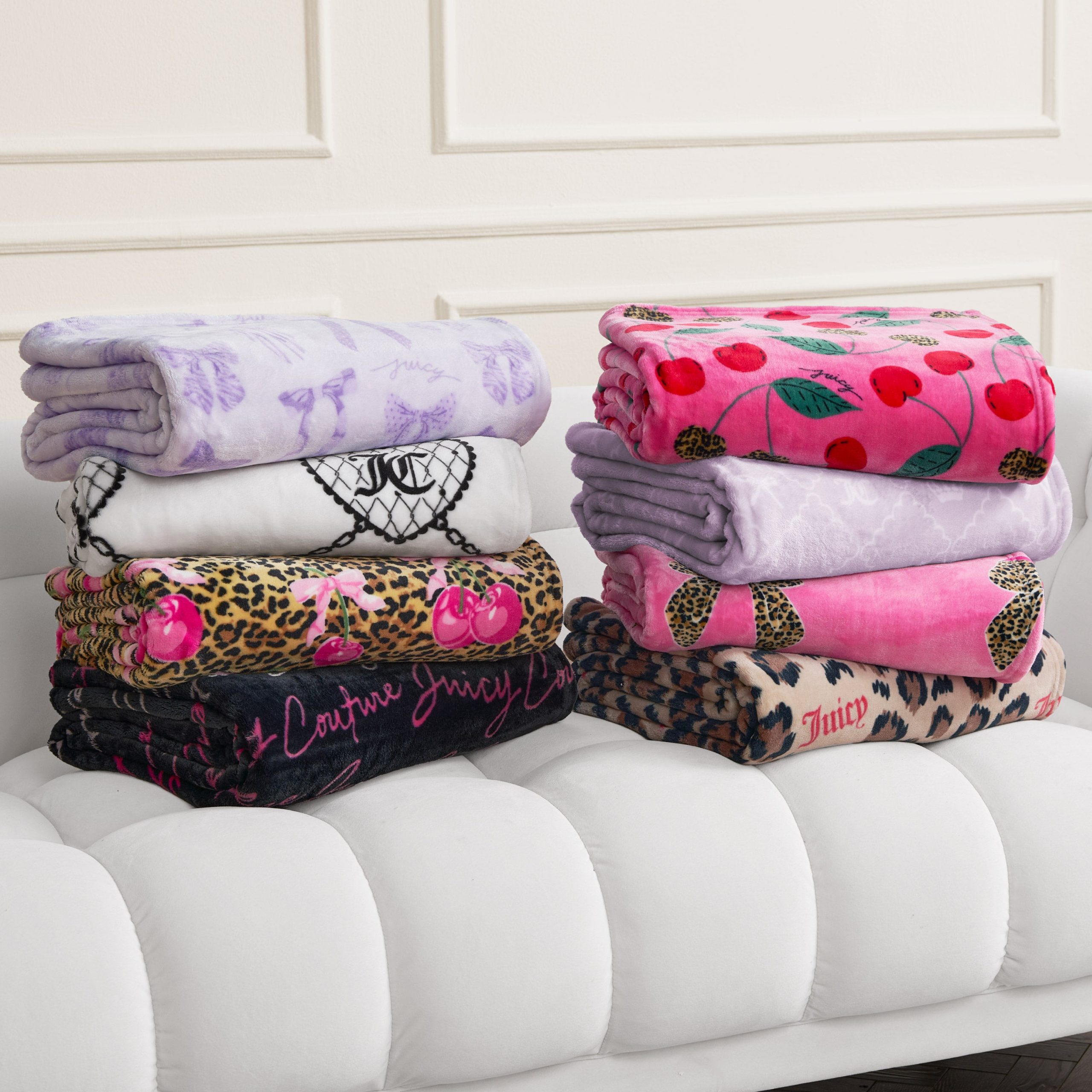 Plush Oversized Throw Blanket. 60 x 70 - Image 6