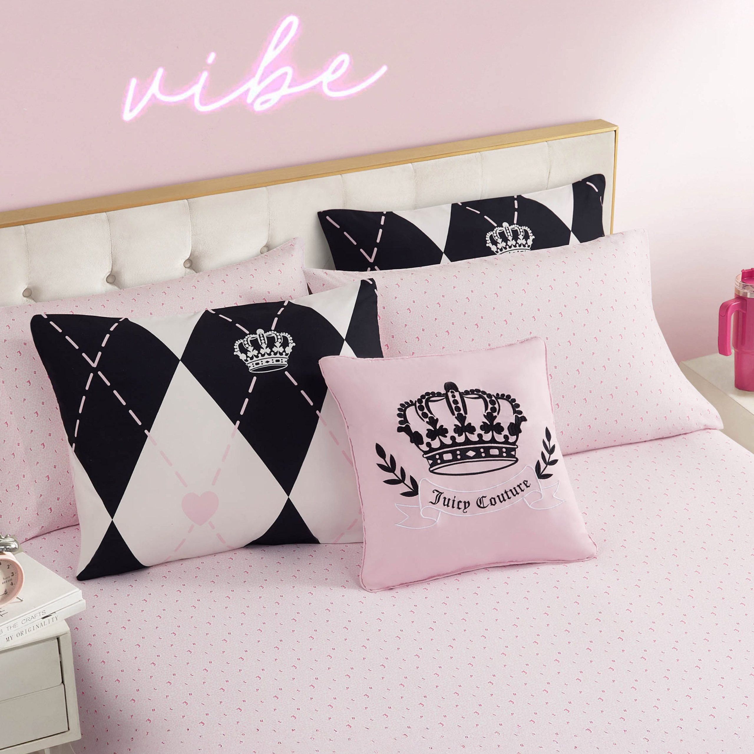 Royal Argyle Reversible Bed in a Bag Bedding Set - Image 5