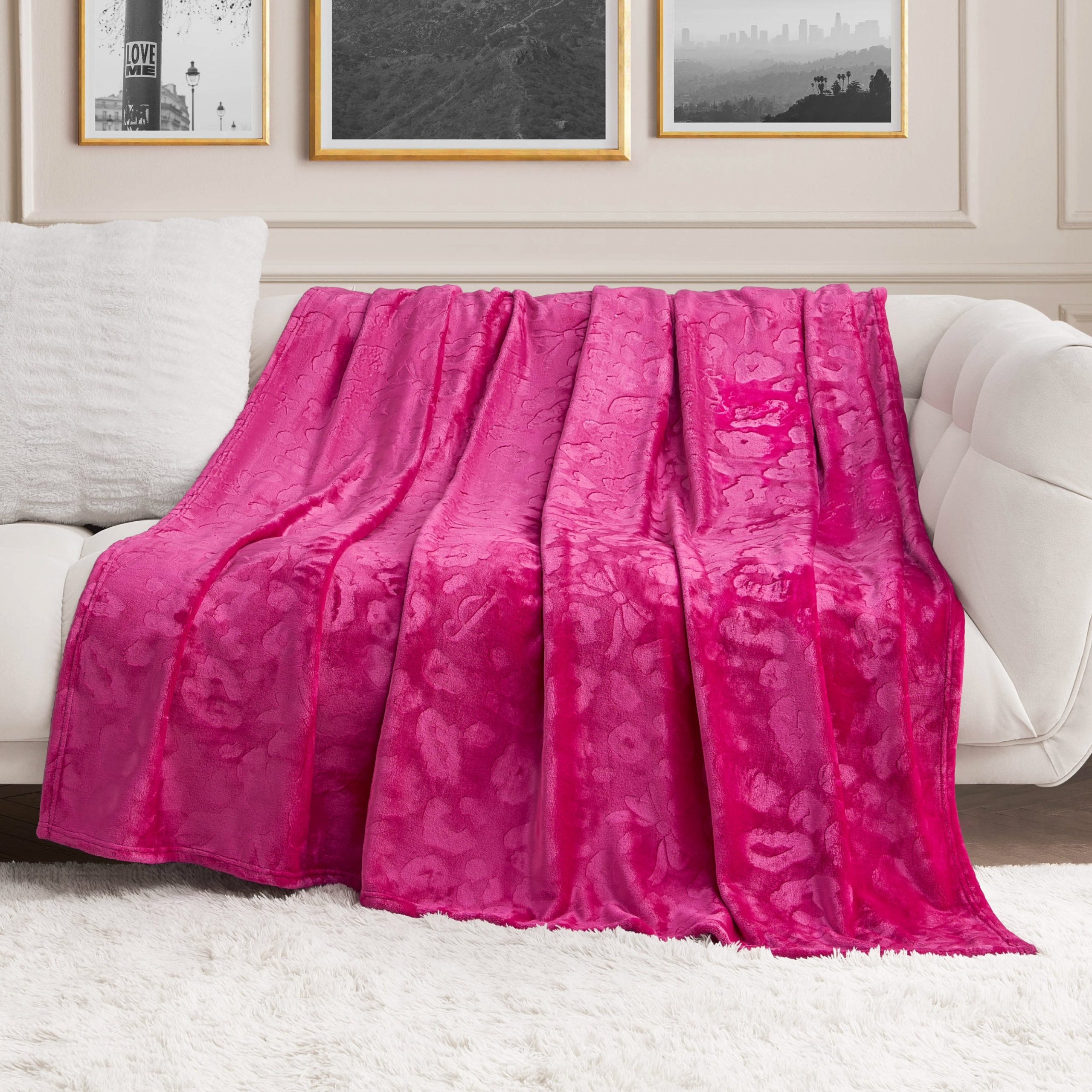 Plush Oversized Throw Blanket. 60 x 90