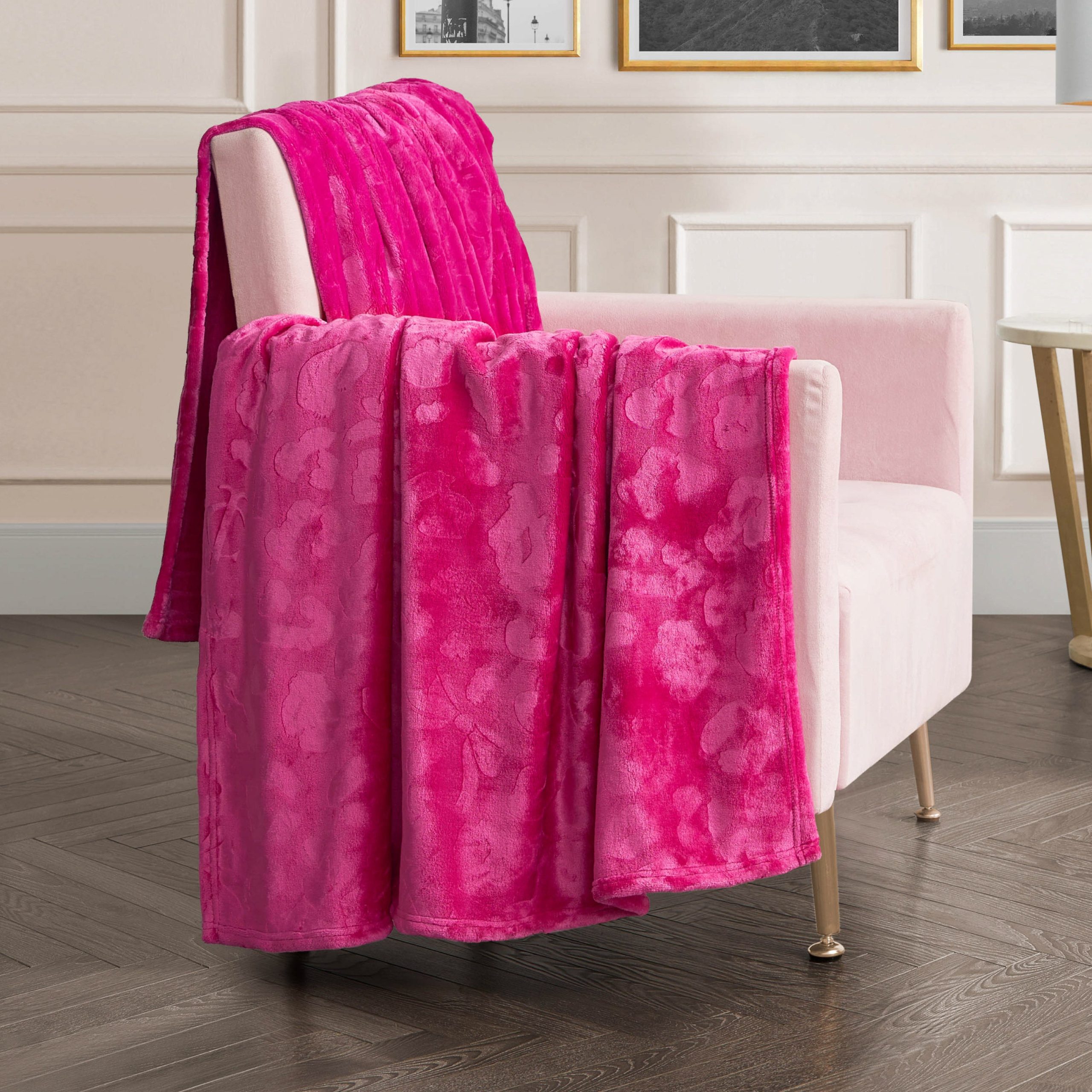 Plush Oversized Throw Blanket. 60 x 90 - Image 4