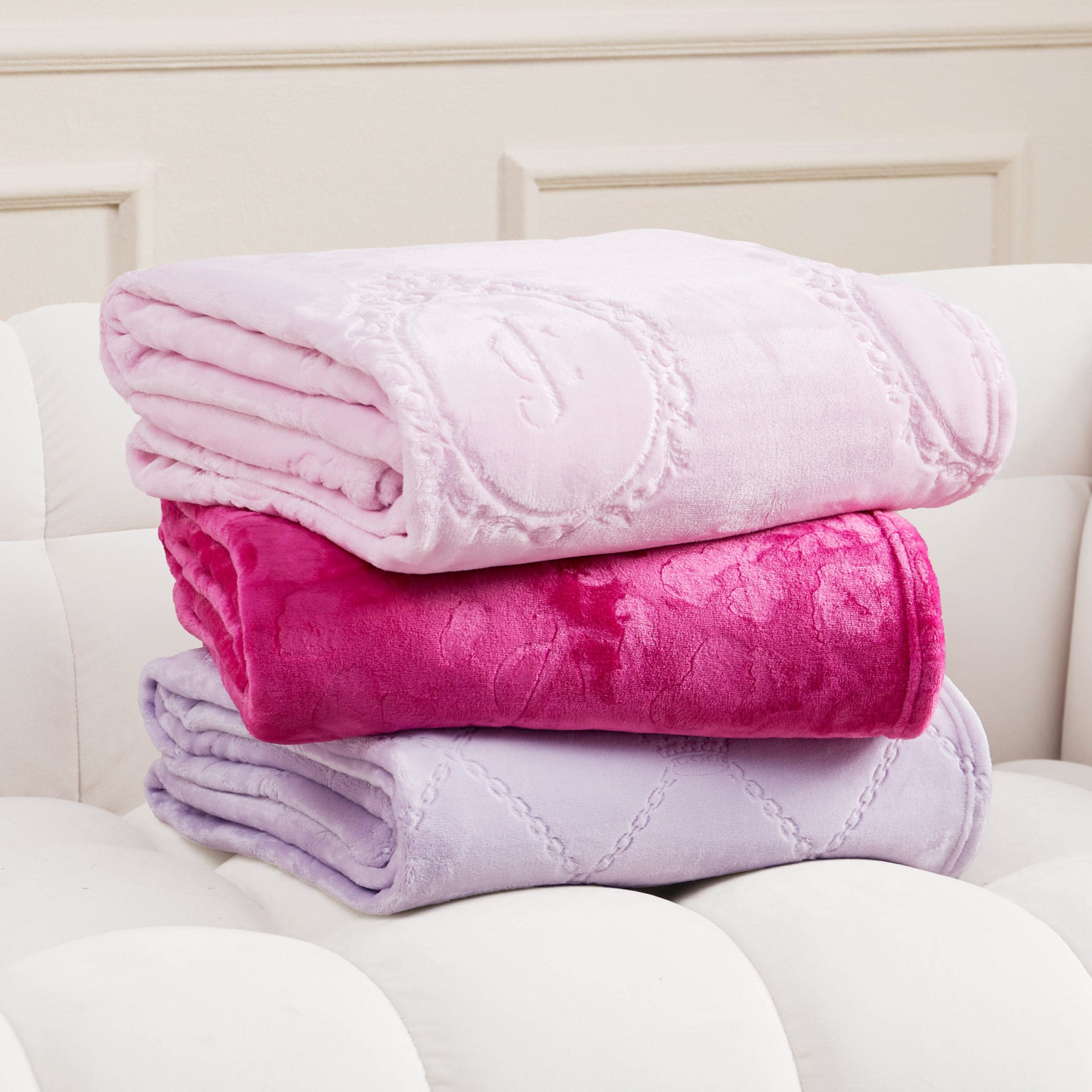 Plush Oversized Throw Blanket. 60 x 90 - Image 7