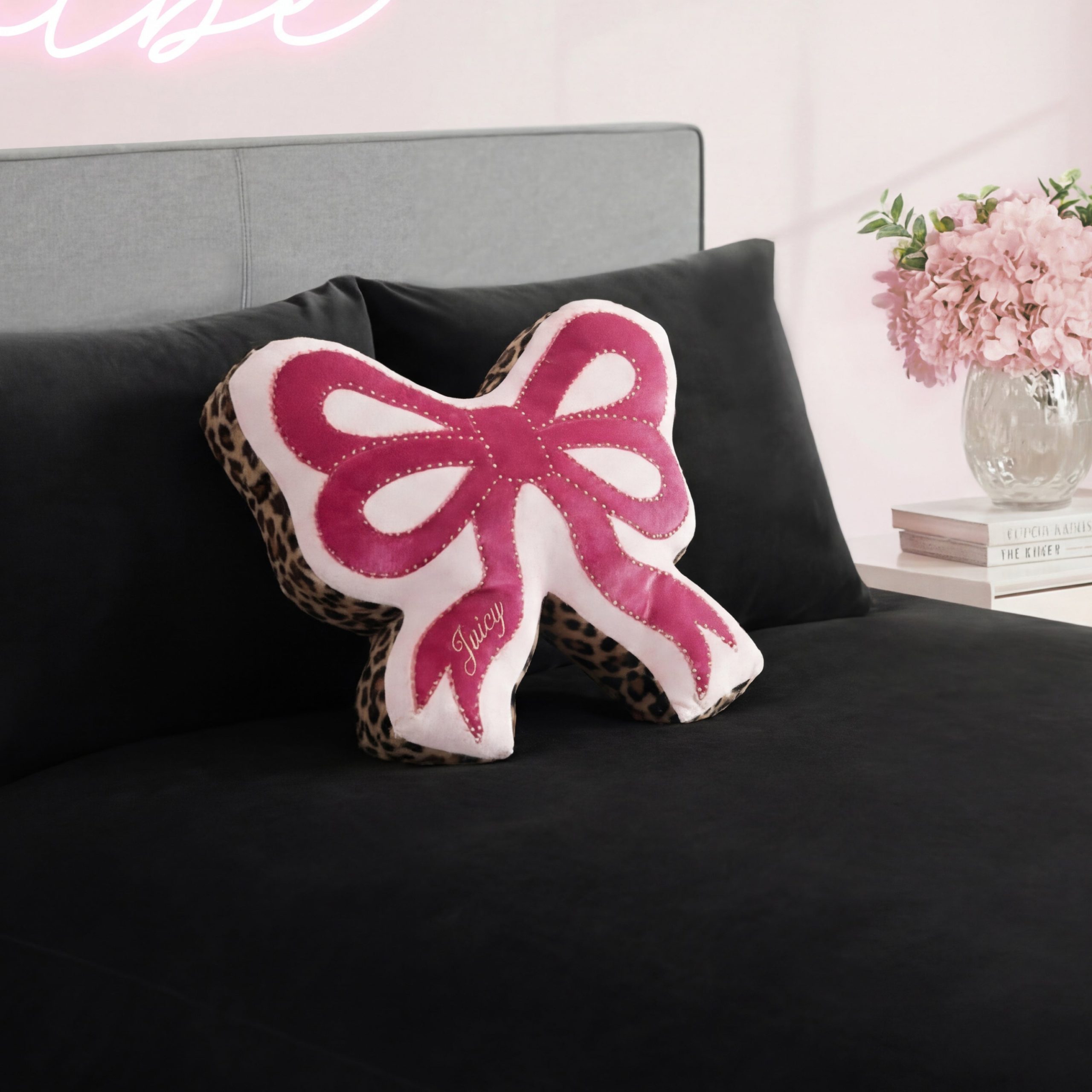 Reversible Bow Decorative Pillow - Image 4