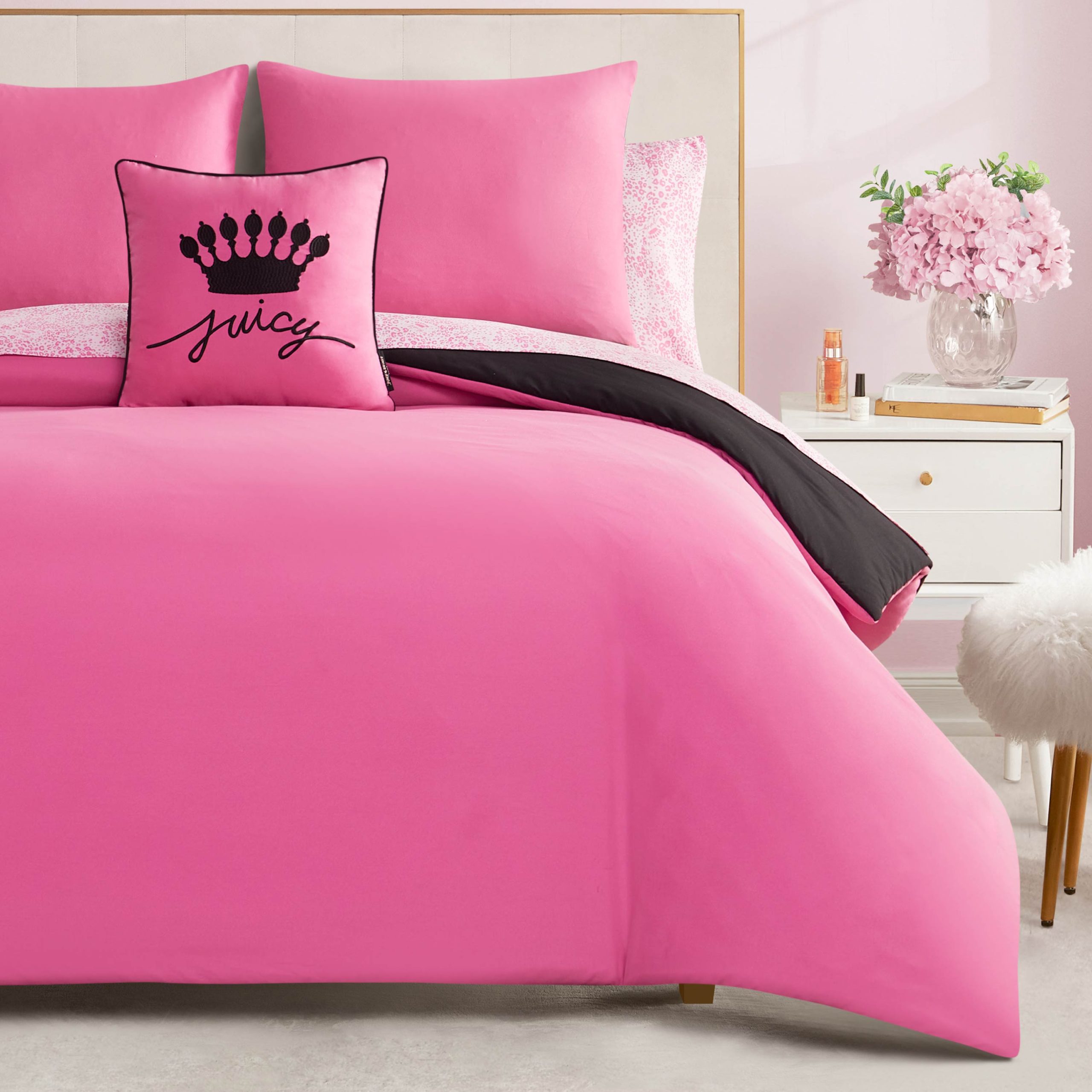 In The Wild Solid Reversible Bed in a Bag Bedding Set - Image 7