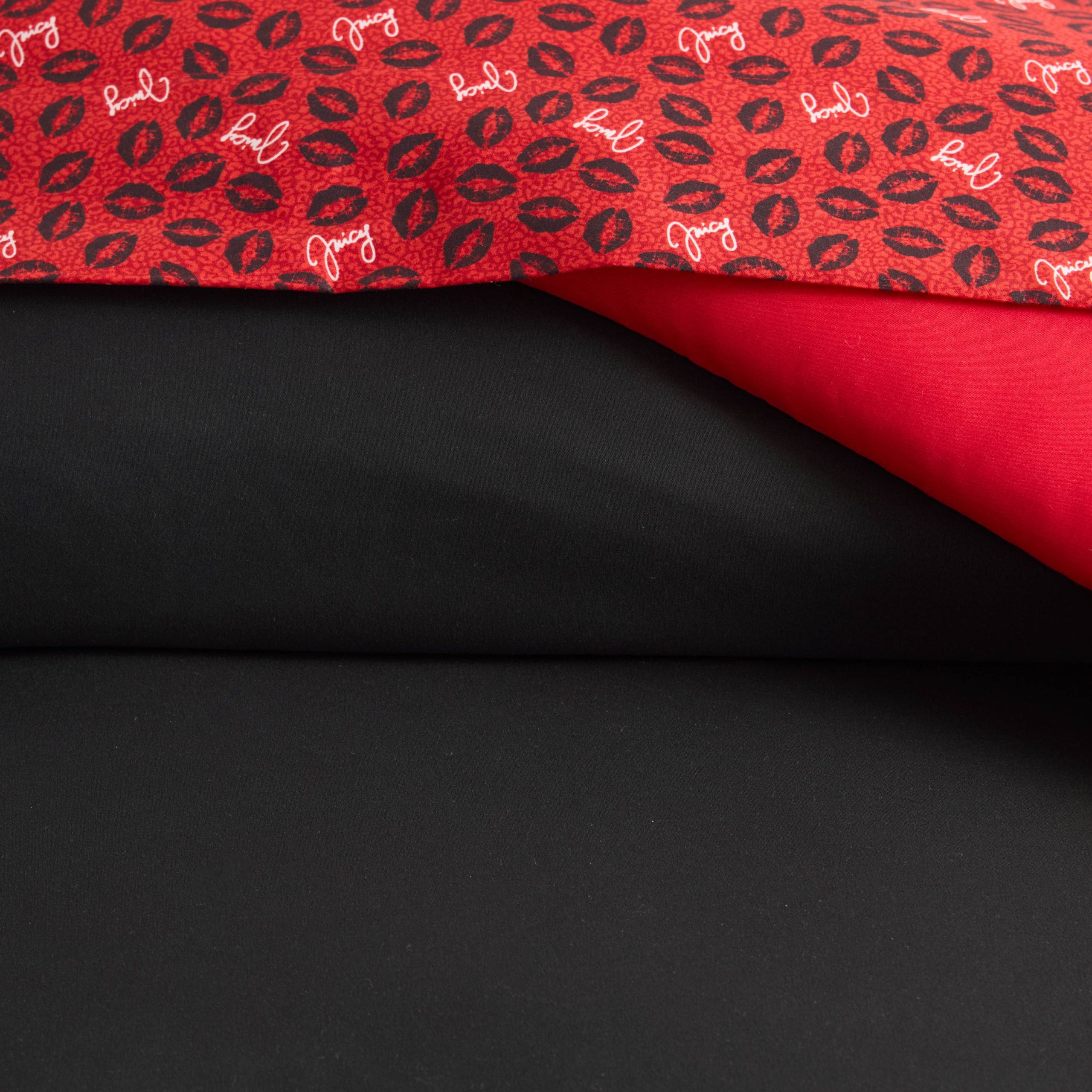 Cheetah Rebel Lips Solid Reversible Bed in a Bag Bedding Set - Image 9